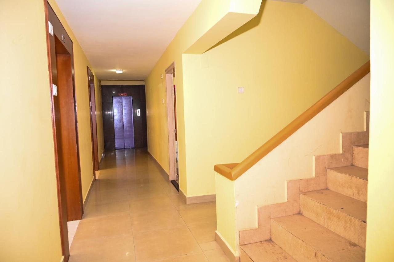 Hotel S S Residency Padubidri Esterno foto